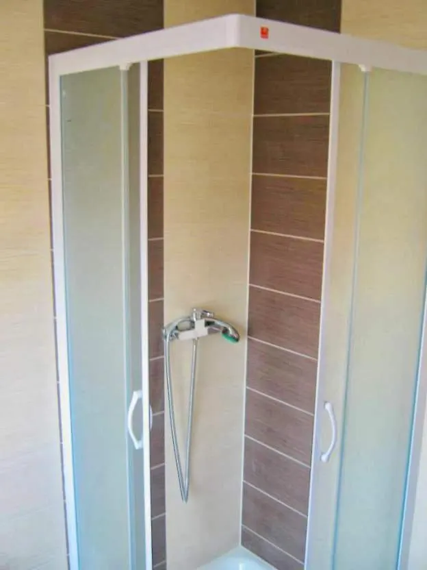 באניולה Apartment Leni 2 0*,