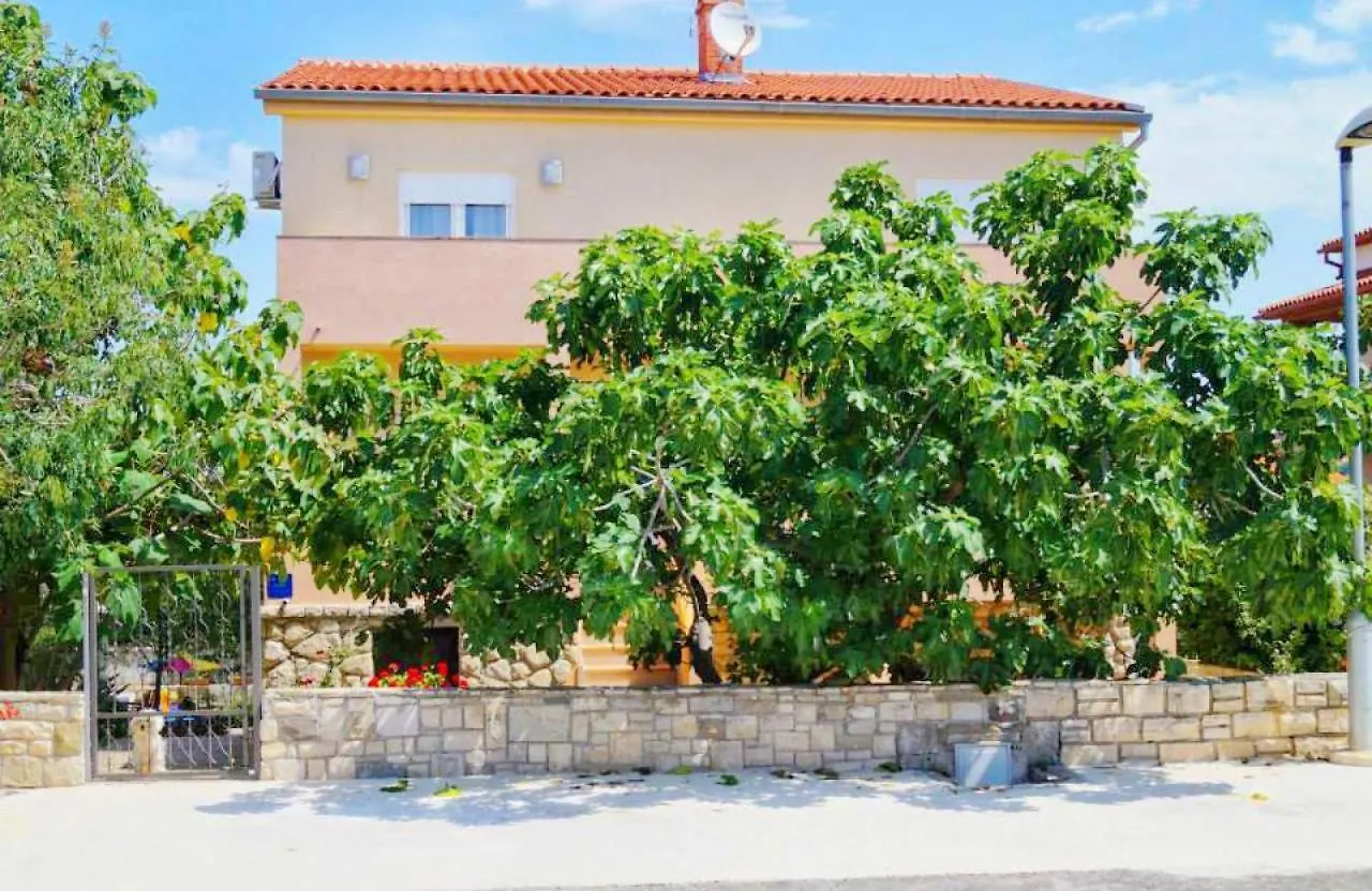 באניולה Apartment Leni 2